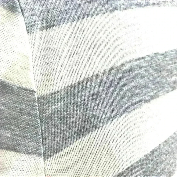 LIZ CLAIBORNE Gray White Striped Rayon Cardigan - Picture 8 of 8